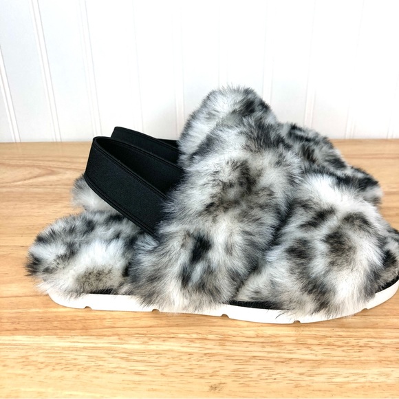 New Dolce Vita Black/White Spotted Faux Fur Poochy Slingback Slippers Women's 6 - Picture 4 of 13
